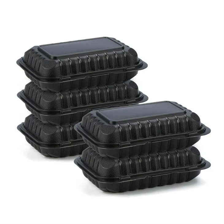 Czarne jednokomorowe pojemniki na wynos